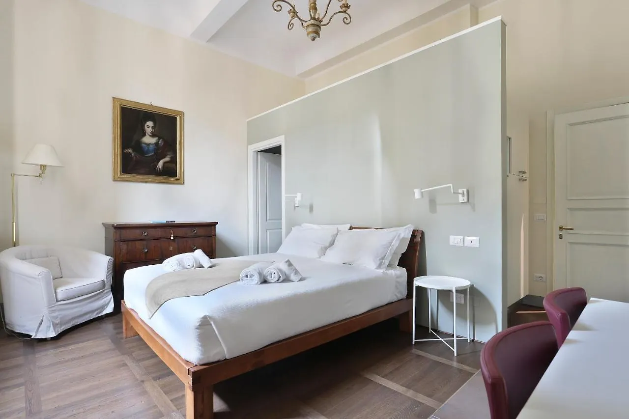 Apartment Apt. Salvia Pauline Suites, Palazzo Borghese Florence